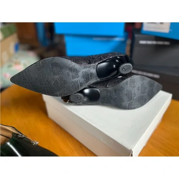 Fluevog Firefly Linearis size 9.5 - Picture 5 of 6